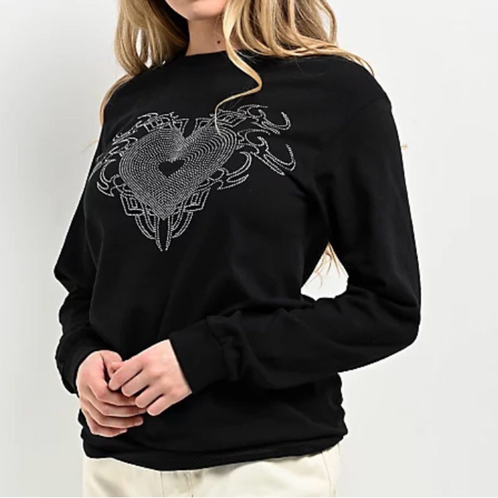 EMPYRE Women’s Sz M Long Sleeve T-Shirt Bedazzled Heart Gems Bling NWOT